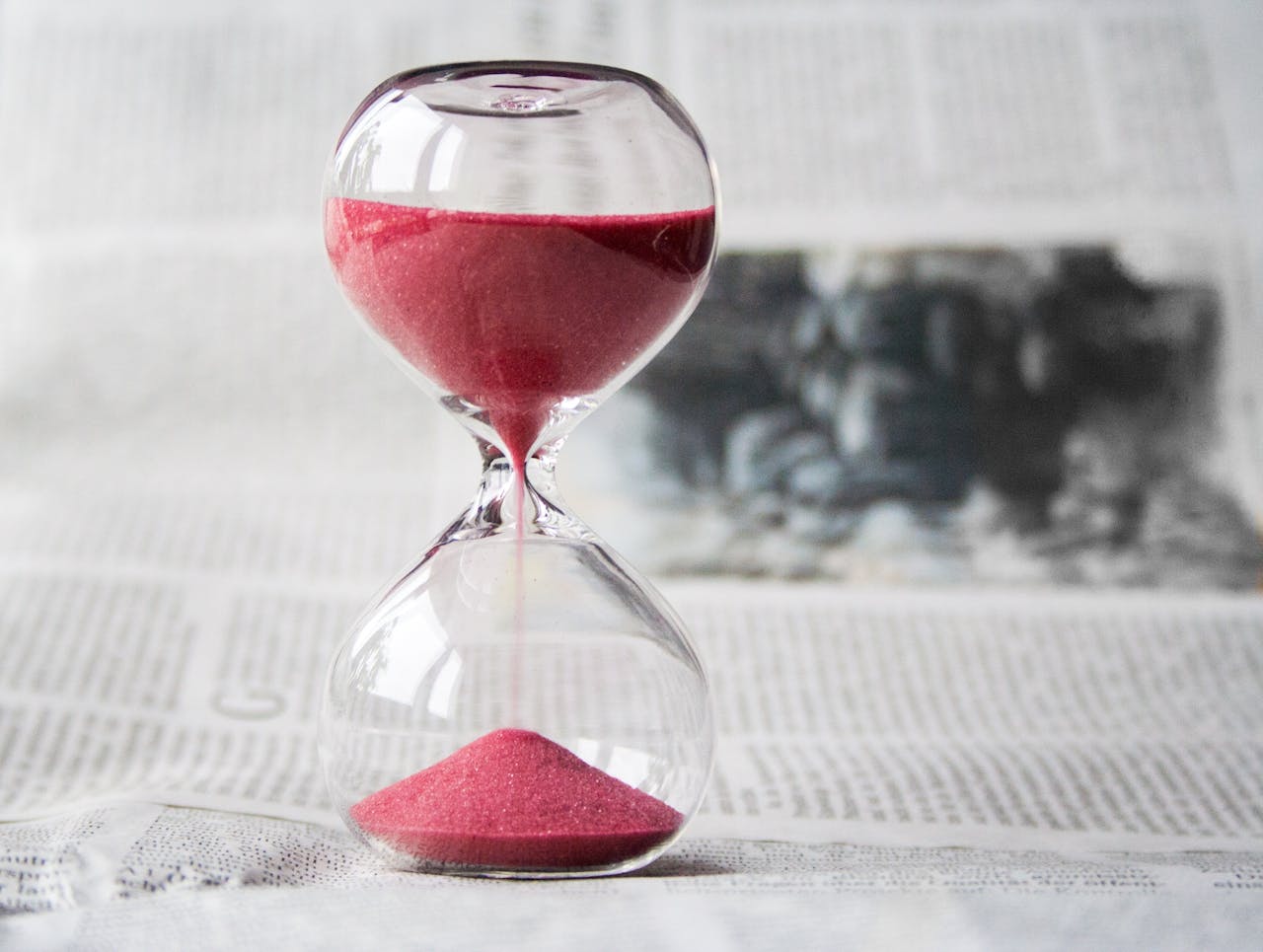 Hourglass representing time in horizon planning